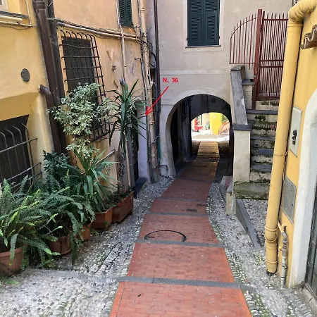 Trilocale In Centro - Vista Mare San Remo